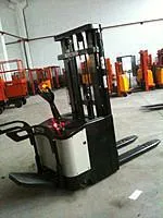 Штабелер самоходный GROST SHED 15/45TV (вилы 1150х680)